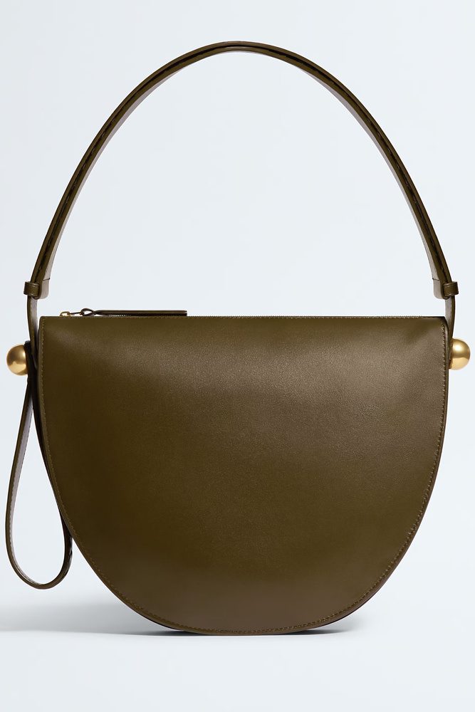 Three New Bottega Veneta Bags to Know—Straight from the Fall 2026 Runway 4 Bottega Veneta Specchio Bag 1
