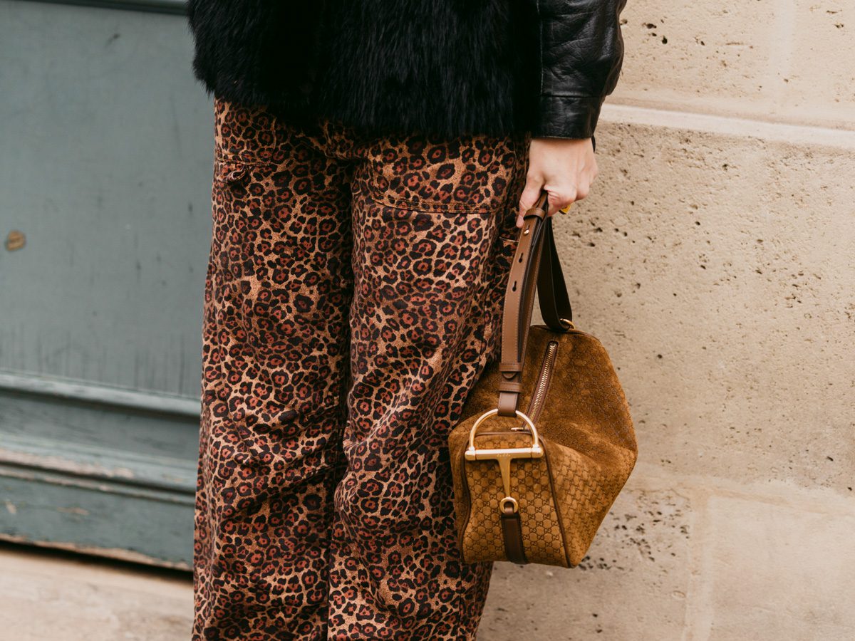 Gucci Half Horsebig Shoulder Bags