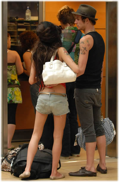 amy winehouse handbag4