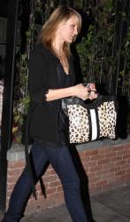 cameron-diaz-lamb-clutch2.jpg