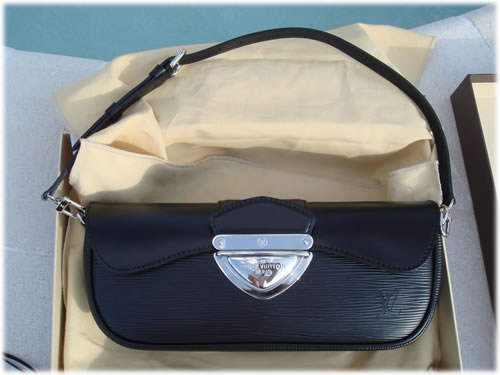 louis vuitton epi montaigne clutch