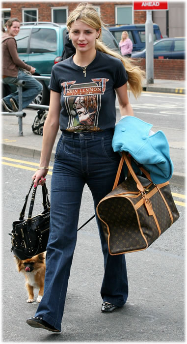 Mischa Barton Style: Louis Vuitton Rivets Handbag - PurseBlog